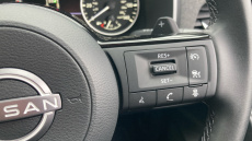 Nissan Qashqai 1.3 DiG-T MH 158 Acenta Premium 5dr Xtronic Petrol Hatchback